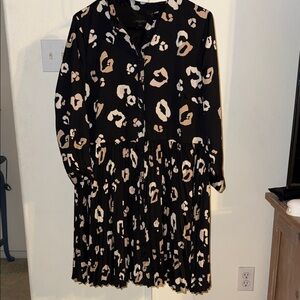 Ann Taylor Leopard Print Long Sleeve Dress